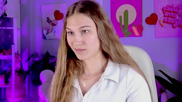 Sweet_Emilya Stripchat cam model