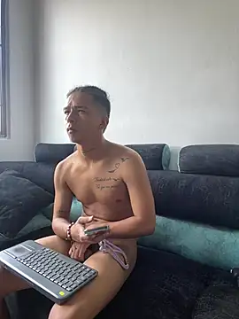 bliinkii_and_luka_ webcam