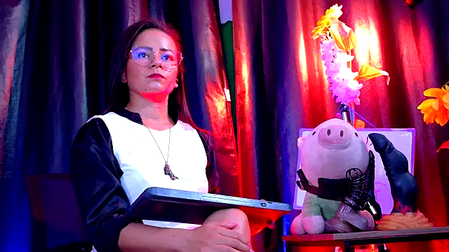 MistressSlut1 webcam