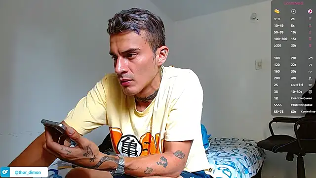 bray_hotboy777 webcam