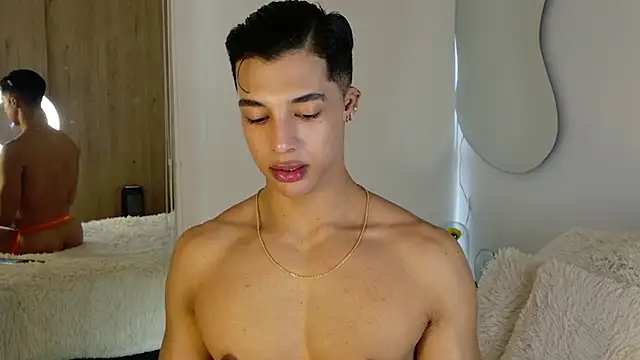 Troye_Williams webcam