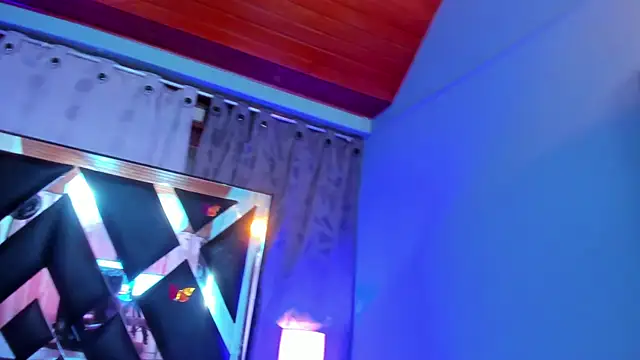 Lily_CuteBoobs webcam