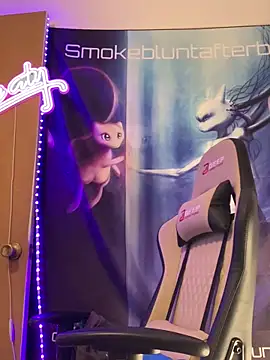 Smokebluntafterblunt webcam