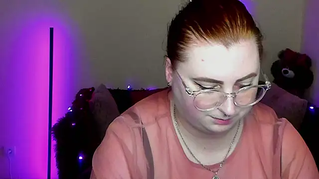 Alicia_love00 webcam