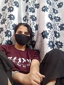 Webcam Model (poojam93)  is live.Free join now!