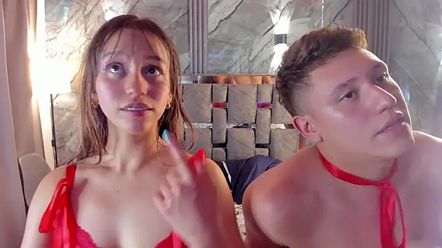 Manson_and_Zoe webcam