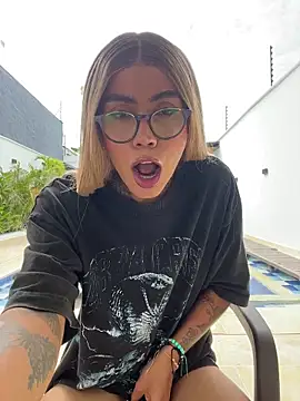 miss_tatiana_ - Miss_tatiana_'s free webcam - UK Sex Cams