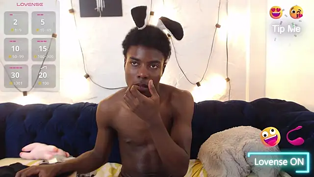 NoahJhonson69 webcam