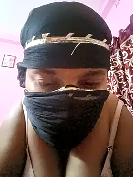 Trishababe_69 webcam