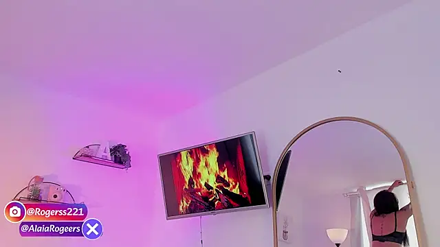 AlaiaRogers webcam