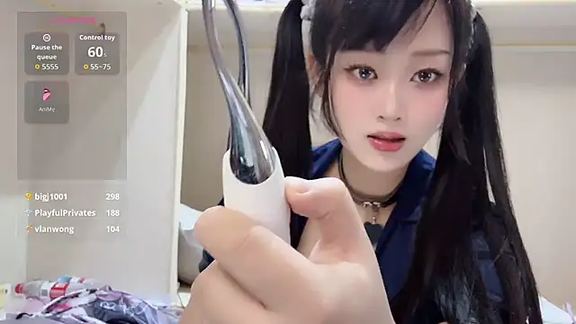 yueyue2003's live cam