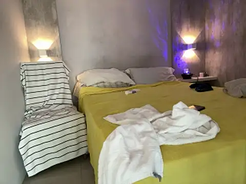 CasadoLutadorBigStuds webcam