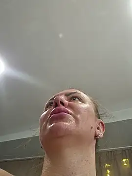 KamaSons Stripchat cam model