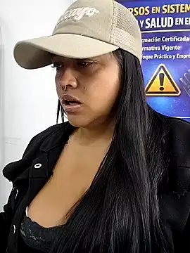 -mia1 (Ask my age) - take off bra in the street