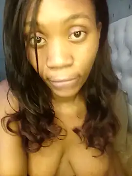 Webcam Model (0023doja) is live