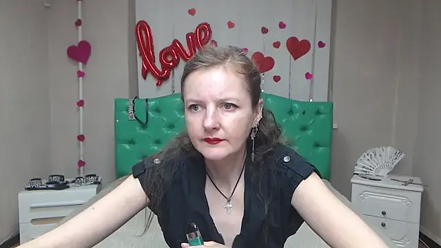 meganpirs - MeganPirs's free webcam - UK Sex Cams