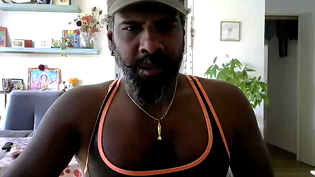 frenchblackc31 webcam