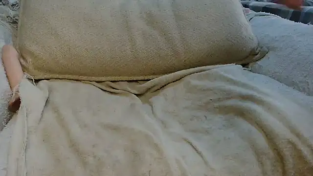 SEXYLIGHTBITCH webcam