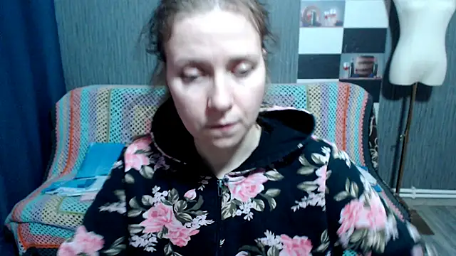 pa1e_pr1ncess - Pa1e_pr1ncess's free webcam