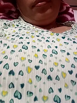 Bristy_BigBoobs webcam