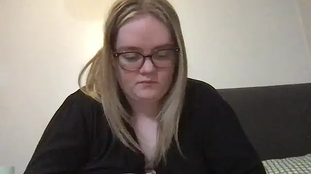 honeyyy24 - Live Cam