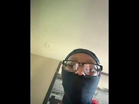 CinnaCakesss live sex cam