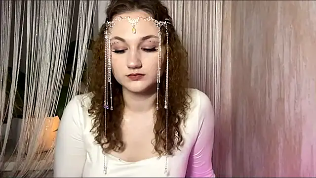 sophieniktashu - SophieNiktashu's free webcam - UK Sex Cams