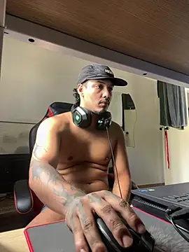 paudemar1do's live cam