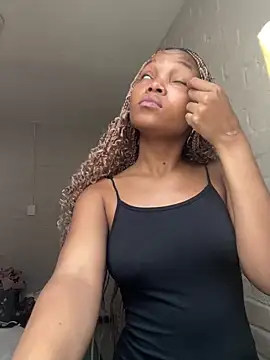 Webcam Model (BaddestAss22)  is live.Free join now!