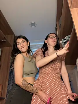 RussianGirls_'s room