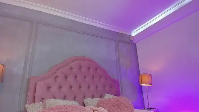 Mia_Culpa live sex cam