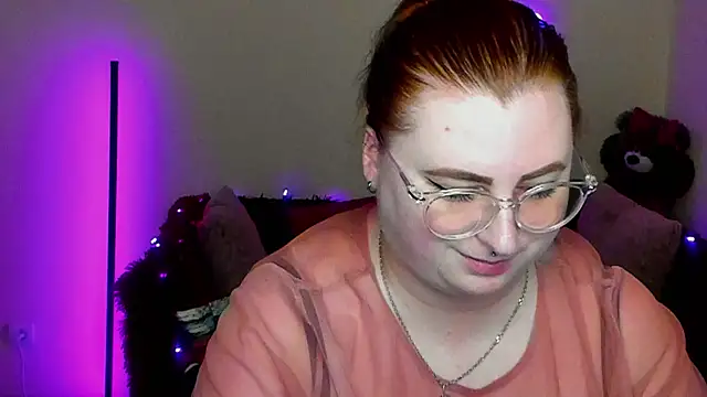 Alicia_love00 webcam