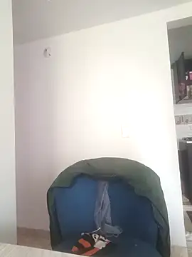 isabella-24_ - ISABELLA-24_'s free webcam - UK Sex Cams