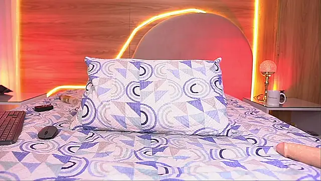 alexaa_walker webcam