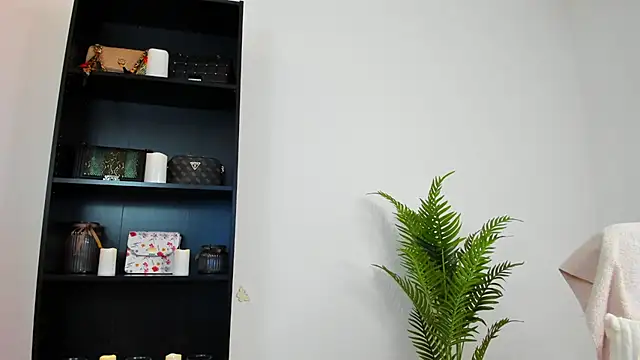 khloe_starrr - Khloe_starrr's free webcam - UK Sex Cams