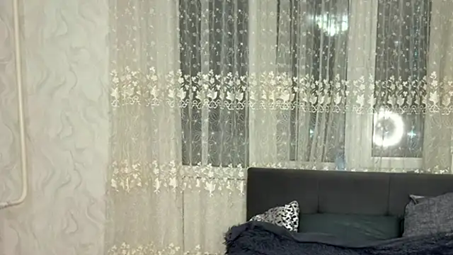 LindyEckland - Live Cam