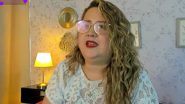 Martinacurvy_ webcam