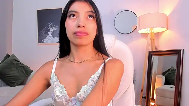 Tiffany_Low Stripchat cam model