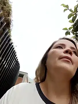 sally_smiling webcam