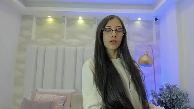 juli_carther - Juli_carther's free webcam - UK Sex Cams