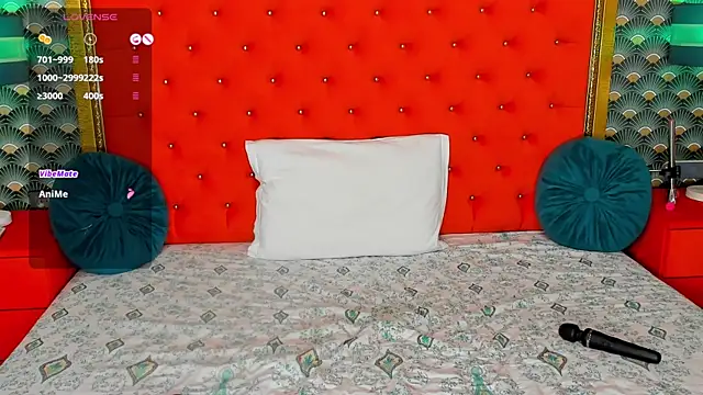 VallerieJones webcam