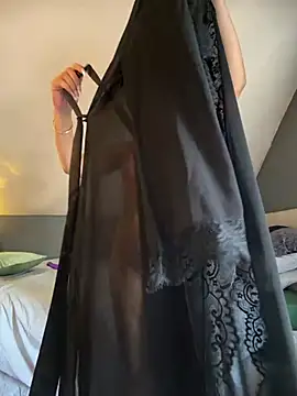 saskia_xx - Saskia_xx's free webcam - UK Sex Cams