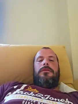 superdotadox29 - SuperDotadoX29's free webcam - UK Sex Cams