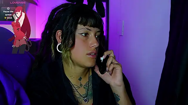 _sharlotte777 webcam