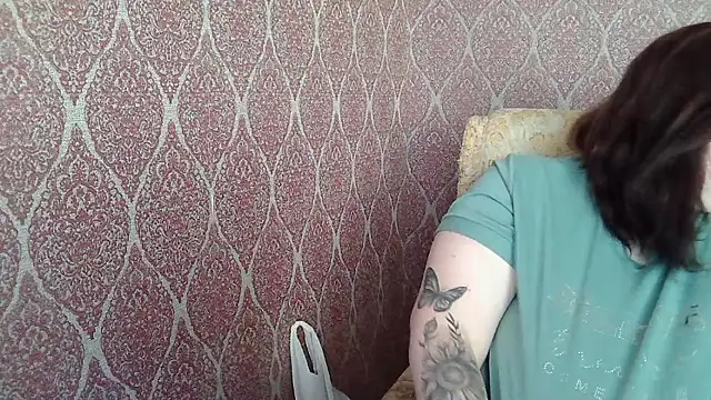 ElviraOreilllyX webcam