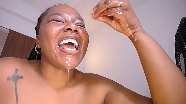 yselahot - Yselahot's free webcam - UK Sex Cams