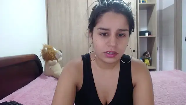 melisweet - MeliSweet's free webcam - UK Sex Cams