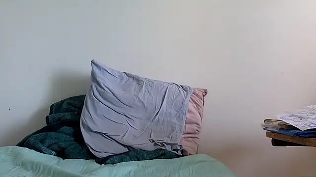 molozeb - Molozeb's free webcam - UK Sex Cams