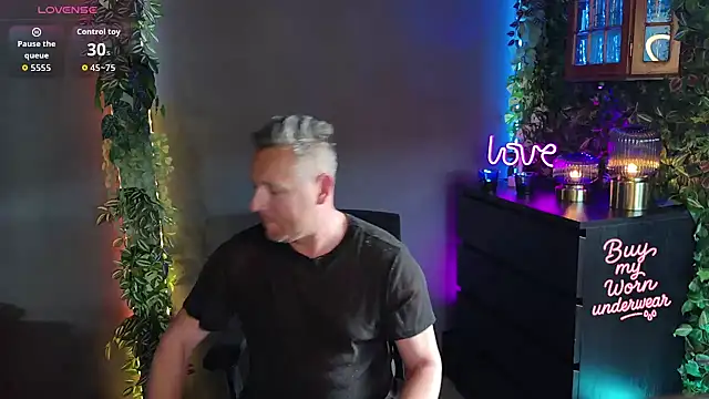 hunter_fl (Ask my age) - i'm ready to play 🎮