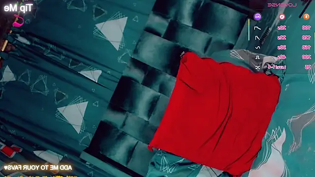 CharlotteBigCock webcam